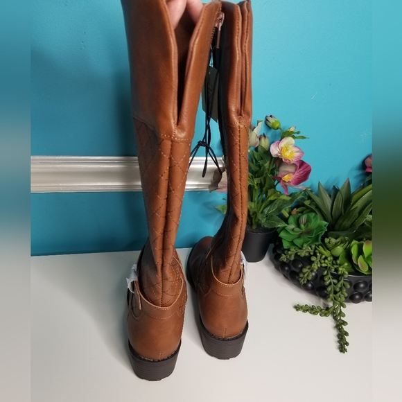 St. John's Bay Cognac Riding Boots - Picture 9 of 12